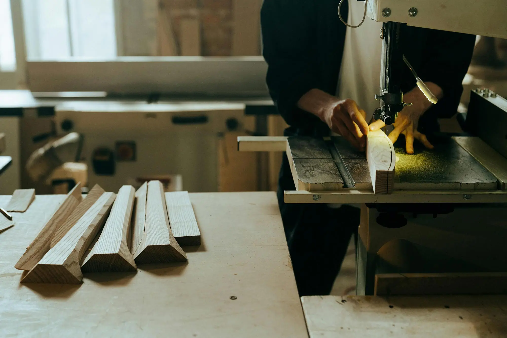 How Smart Home Technology is Influencing Woodworking