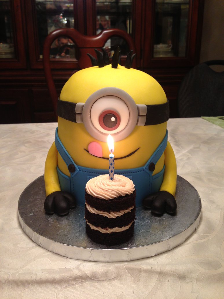Minion Cake by cake4thought
